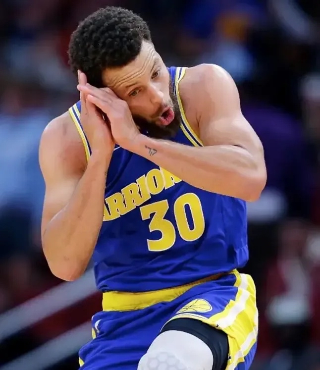 开云APP-圣安东尼奥马刺迎NBA常规赛关键赛，清晨手感冰凉，更衣室稳定，医务组通报恢复的简单介绍